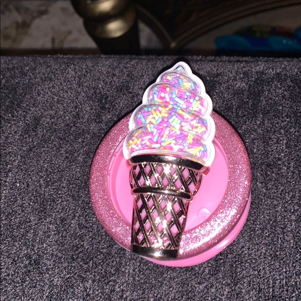 Bath and body works car air freshener visor clip